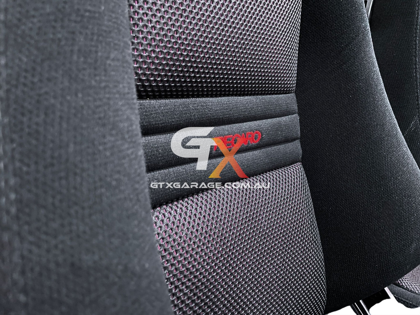 RECARO LXC Perforated Red