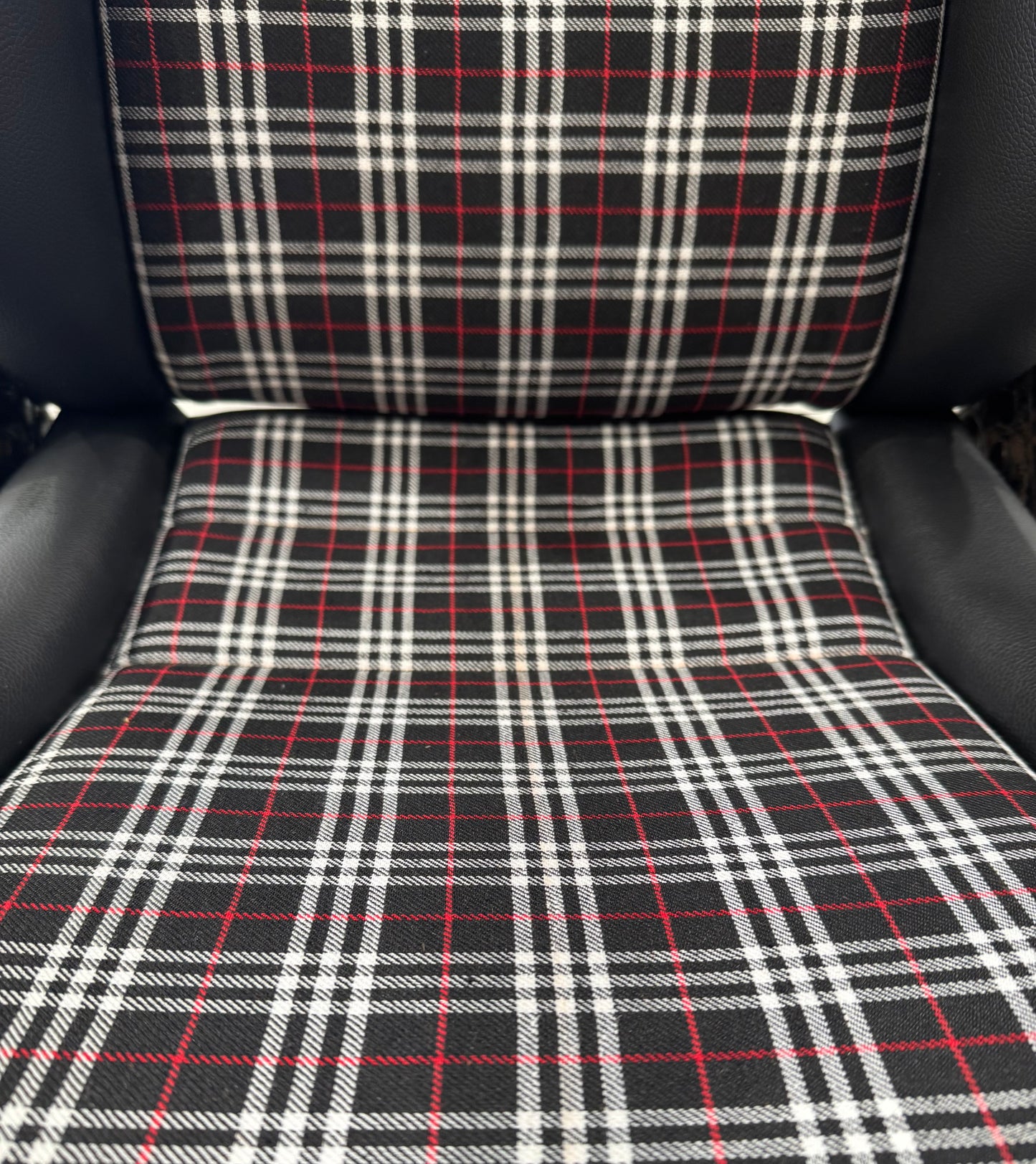 Plaid Design Fabric (6407)