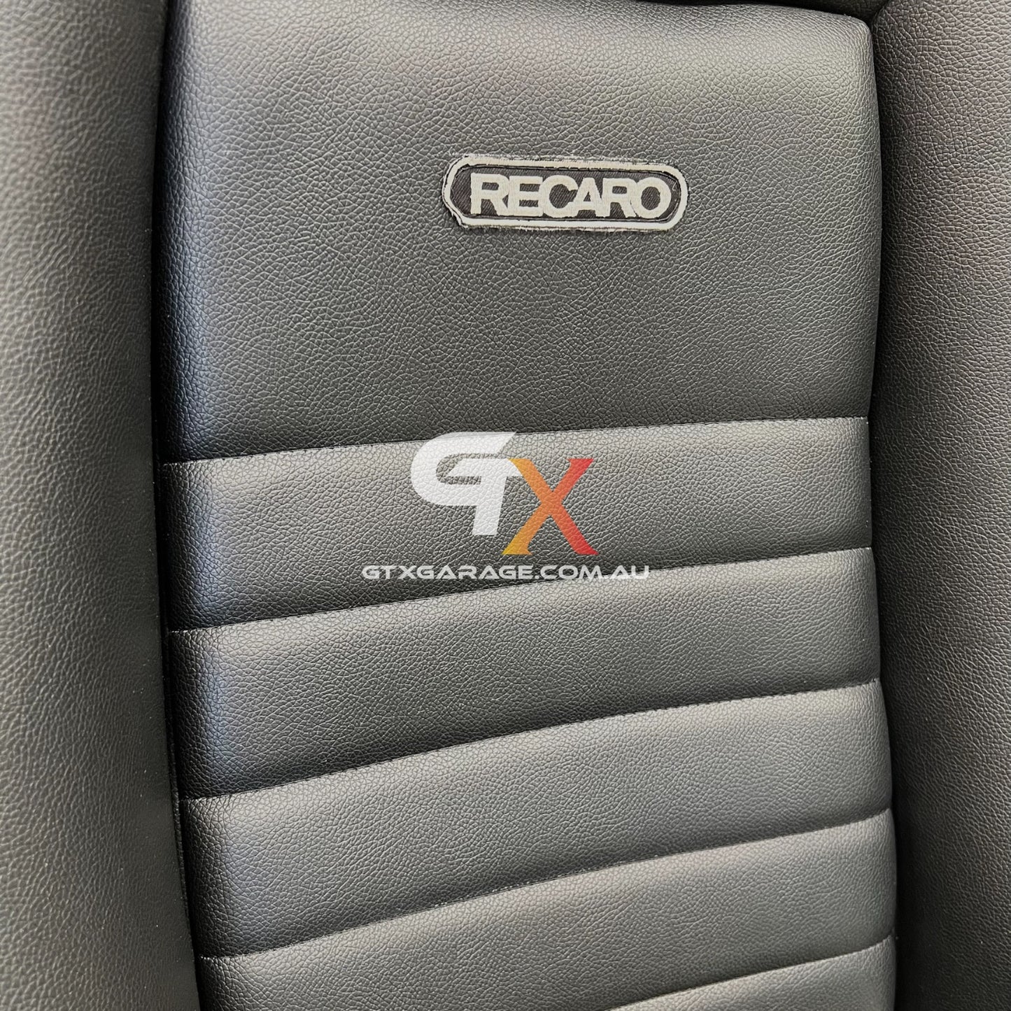 (Pre-Order) RECARO LX Black Pleat